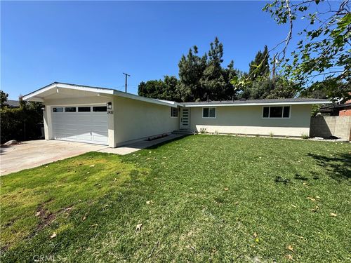 2432 Larchmont Ave, Santa Ana, CA, 92706-2017 | Card Image