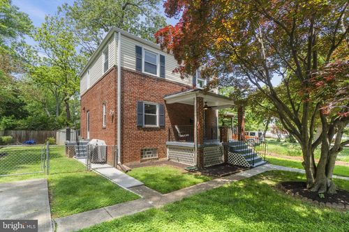 6014 39th Ave, HYATTSVILLE, MD, 20782-3003 | Card Image