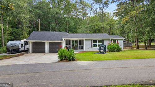 192 Hoke St, Maysville, GA, 30558-2013 | Card Image
