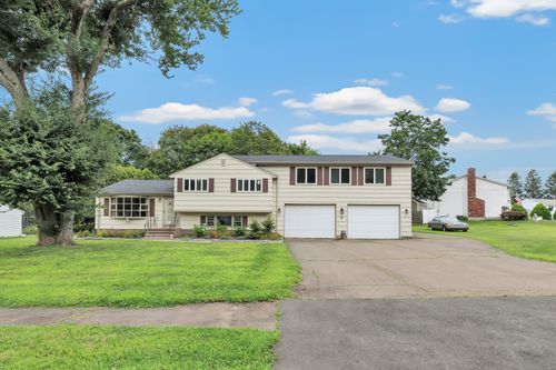 15 Turner Dr, North Haven, CT, 06473-3764 | Card Image