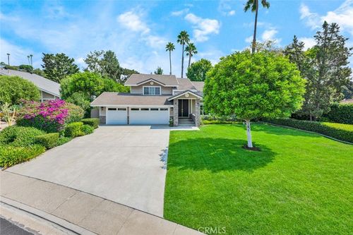 19331 Gateway Dr, North Tustin, CA, 92705-2255 | Card Image