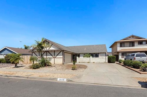 2170 Jefferson Ave, Escondido, CA, 92027-2218 | Card Image