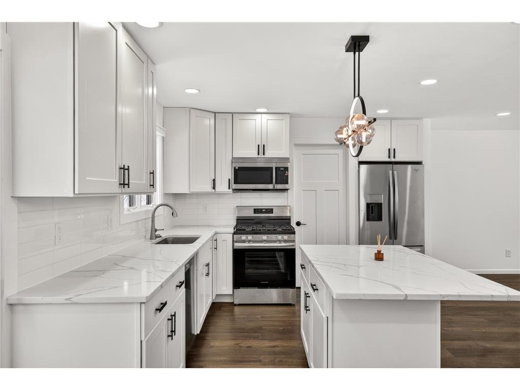 Residential in Hopkins 4