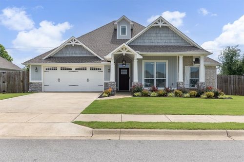 730 Macdonald Dr, Pea Ridge, AR, 72751-3034 | Card Image