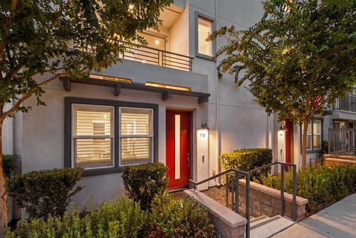 710-2601 Cranston, Escondido, CA, 92025 | Card Image