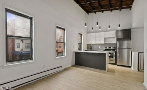 142 S Essex Ave, Orange, NJ, 07050-2612 | Card Image