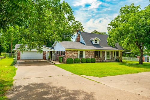 210 Yucca Dr, Weatherford, TX, 76087-7168 | Card Image