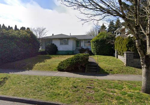 5537 Ash St, Vancouver, BC, V5Z3G8 | Card Image