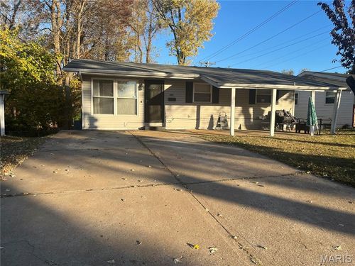 10500 Lilac Ave, Saint Louis, MO, 63137-3528 | Card Image