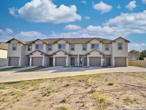 7503 Savannah Brks, Live Oak, TX, 78233-4852 | Card Image