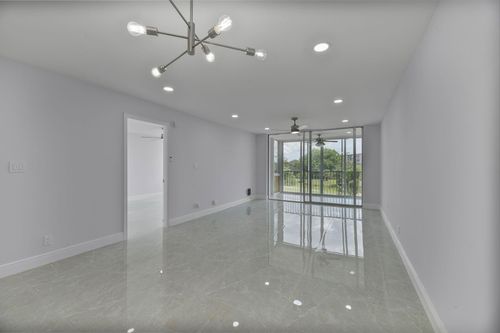 apt-306-2901 S Palm Aire Dr, Pompano Beach, FL, 33069-4210 | Card Image