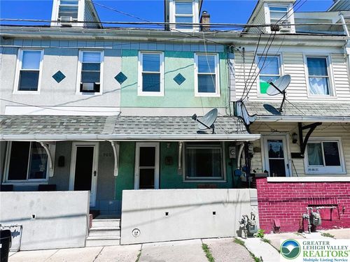 302 Church St, CATASAUQUA, PA, 18032-2517 | Card Image