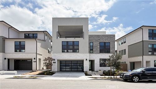161 Apron, Irvine, CA, 92618-5967 | Card Image