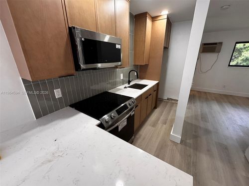 4-115 Salamanca Ave, Coral Gables, FL, 33134 | Card Image