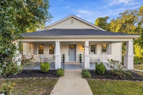 556 Lowndes Hill Road, Greenville, SC, 29607 | Card Image
