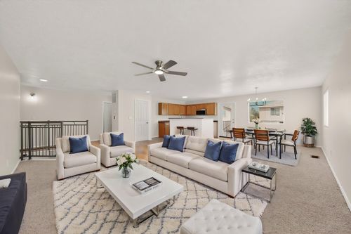 235 Cloud View Ave Sw, Los Lunas, NM, 87031-6399 | Card Image