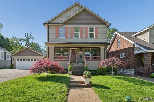 7564 Council Pl, Richmond Heights, MO, 63117-2130 | Card Image