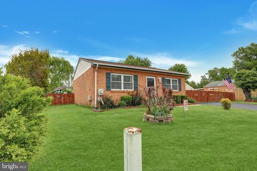 5 Archer Way, NEWARK, DE, 19702-5332 | Card Image