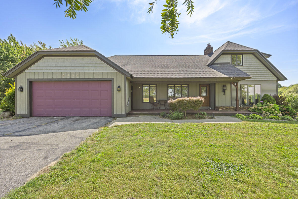 145th Ave, Holland, MI 49423
