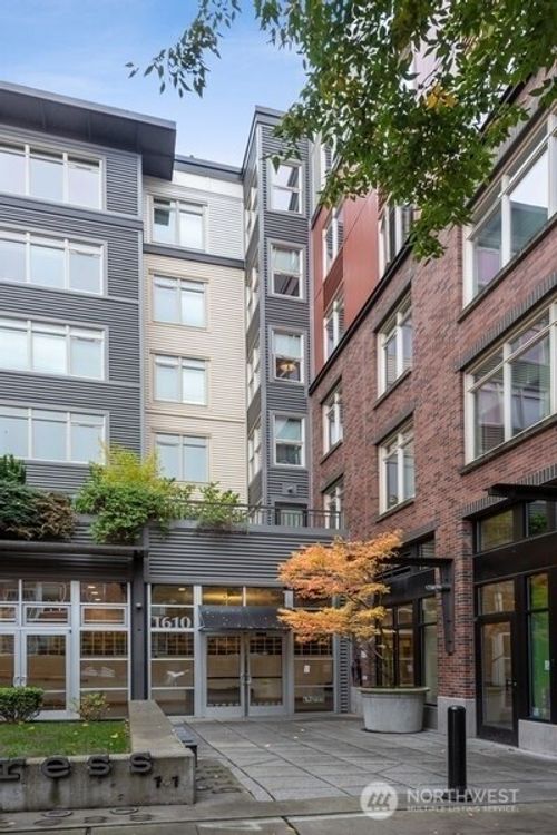apt-306-1610 Belmont Ave, Seattle, WA, 98122-8302 | Card Image