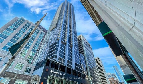 2808-395 Bloor St E, Toronto, ON, M4W0B4 | Card Image