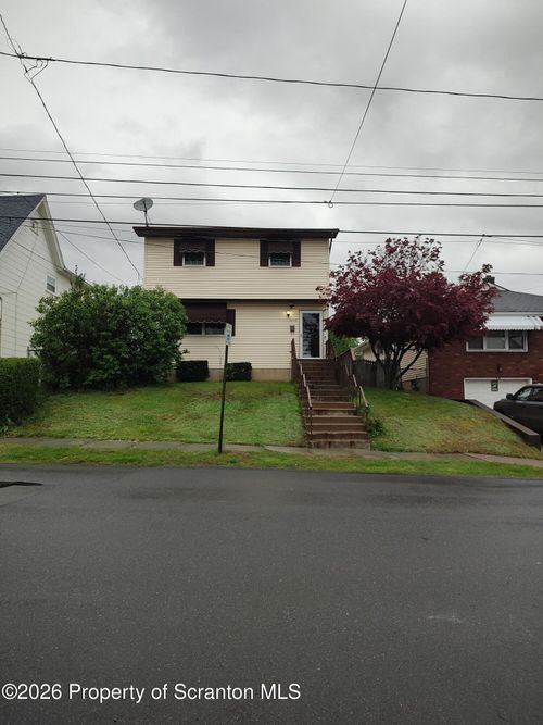 1438 Hawthorne St, Scranton, PA, 18504-1230 | Card Image