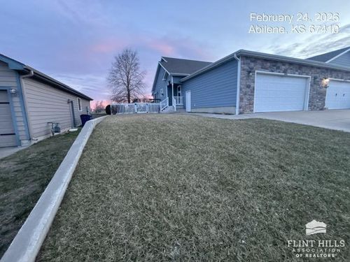 1713 Nw 9th St, Abilene, KS, 67410-7013 | Card Image