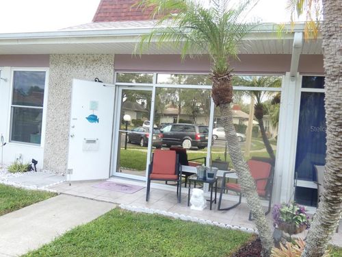 b-4322 Tahitian Gardens Cir, HOLIDAY, FL, 34691-3710 | Card Image