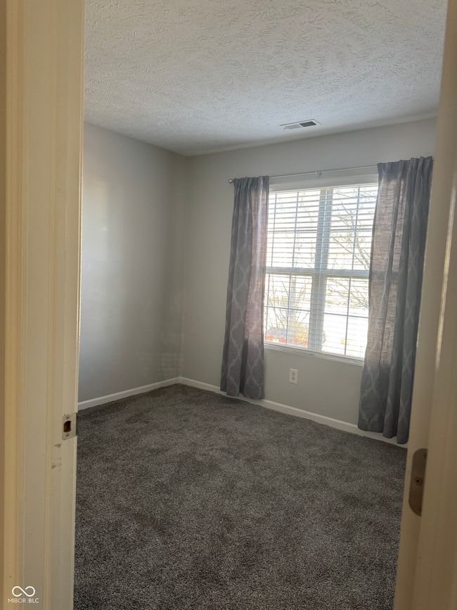 504 Elkhart Dr, Condo with 2 bedrooms, 3 bathrooms and null parking in Westfield IN | Image 24