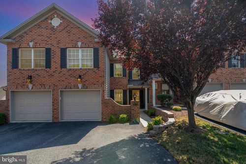 5150 Mendenhall Dr, MECHANICSBURG, PA, 17050-8356 | Card Image