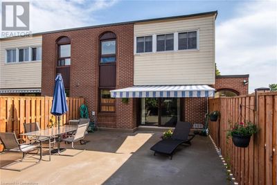 1 - 17 Gibson Dr, Townhouse with 2 bedrooms, 2 bathrooms and 1 parking in Kitchener ON | Image 3