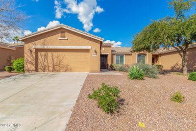 42490 W Candyland Place, Home with 2 bedrooms, 2 bathrooms and null parking in Maricopa AZ | Image 1