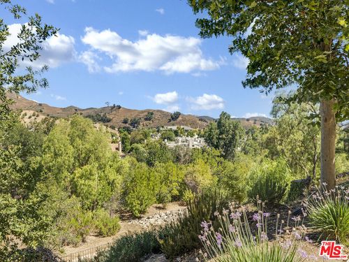 3004-4240 Lost Hills Rd, Agoura Hills, CA, 91301-5399 | Card Image