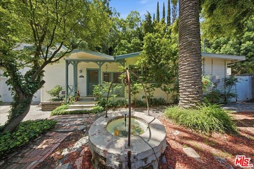 1551 N Beverly Glen Blvd, Los Angeles, CA, 90077-3129 | Card Image