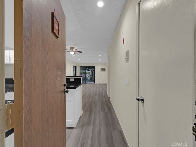 UNIT-107 - 20234 Cantara St, Condo with 2 bedrooms, 2 bathrooms and null parking in Winnetka CA | Image 7