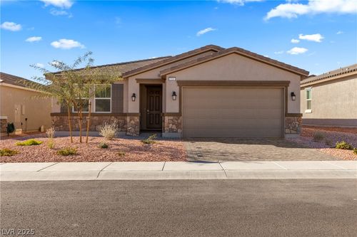 520 Hamilton Dr, Mesquite, NV, 89027-1246 | Card Image