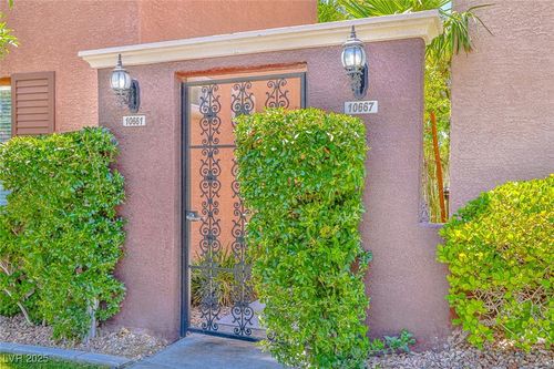 10667 Olympic Pine Dr, Las Vegas, NV, 89135-1126 | Card Image