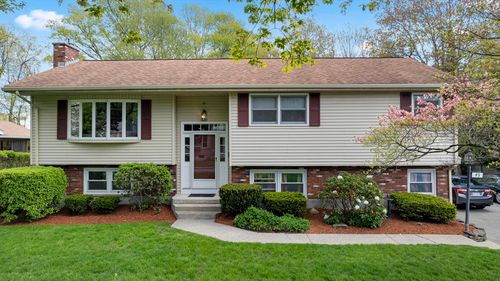 45 Lake St, Shrewsbury, MA, 01545 | Card Image
