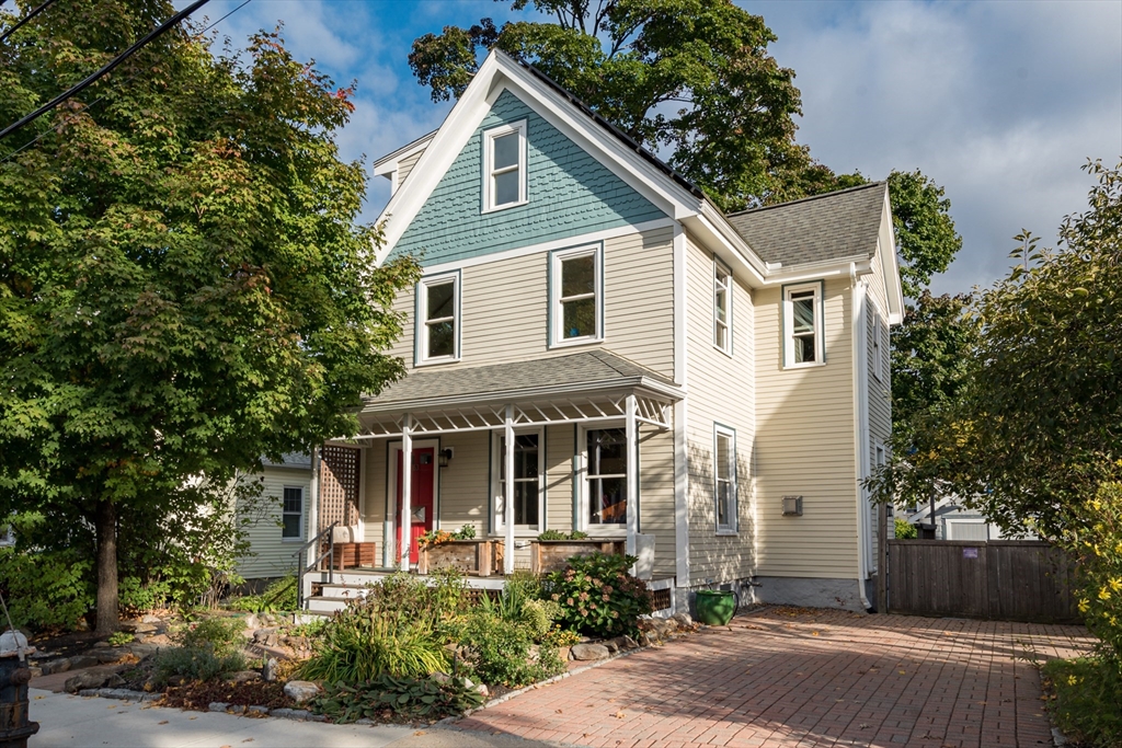 Teel St, Arlington, MA 02474