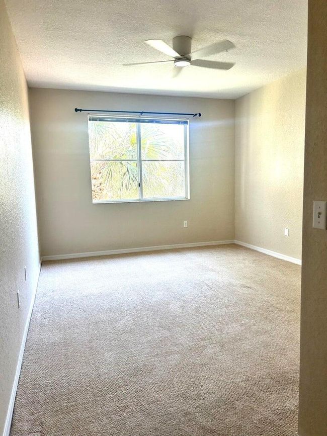 APT-302 - 11021 Legacy Ln, Condo with 2 bedrooms, 2 bathrooms and null parking in Palm Beach Gardens FL | Image 14
