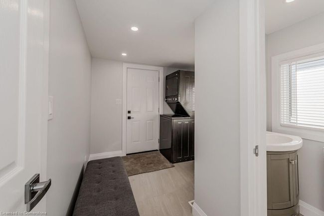 34 St George St, House other with 3 bedrooms, 2 bathrooms and 4 parking in Paris ON | Image 16