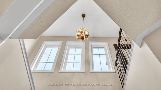 38 Intrigue Trail, House other with 4 bedrooms, 3 bathrooms and 2 parking in Brampton ON | Image 4