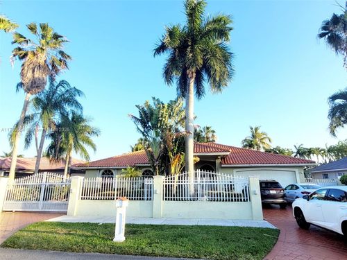 14246 Sw 21st Ter, Miami, FL, 33175-8015 | Card Image