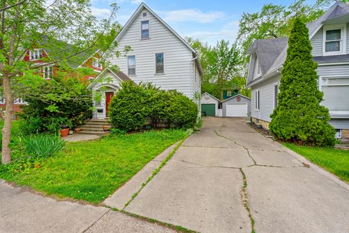 623 De Kalb Ave, Dekalb, IL, 60115-3212 | Card Image