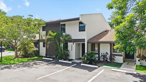 4c-19996 Ne 5th Ct, Miami, FL, 33179-3031 | Card Image