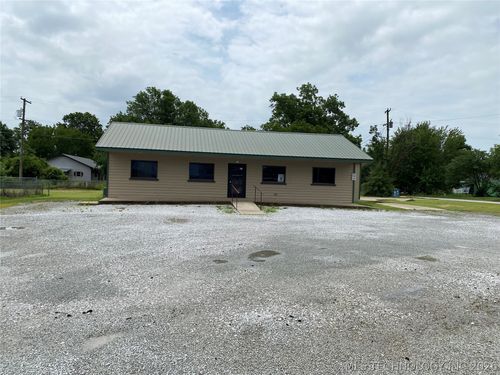 301 E Conner Ave, Fairland, OK, 74343-4935 | Card Image