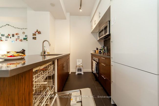 318 - 8 Mercer St, Condo with 1 bedrooms, 1 bathrooms and null parking in Toronto ON | Image 22