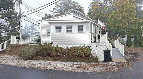24g-24G Hideaway Vlg, Bourne, MA, 02532-2110 | Card Image