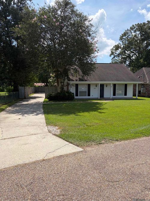 17226 N Lake Dr, Prairieville, LA, 70769-4164 | Card Image