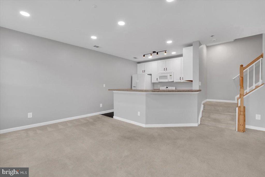 Residential Lease in ALEXANDRIA 5